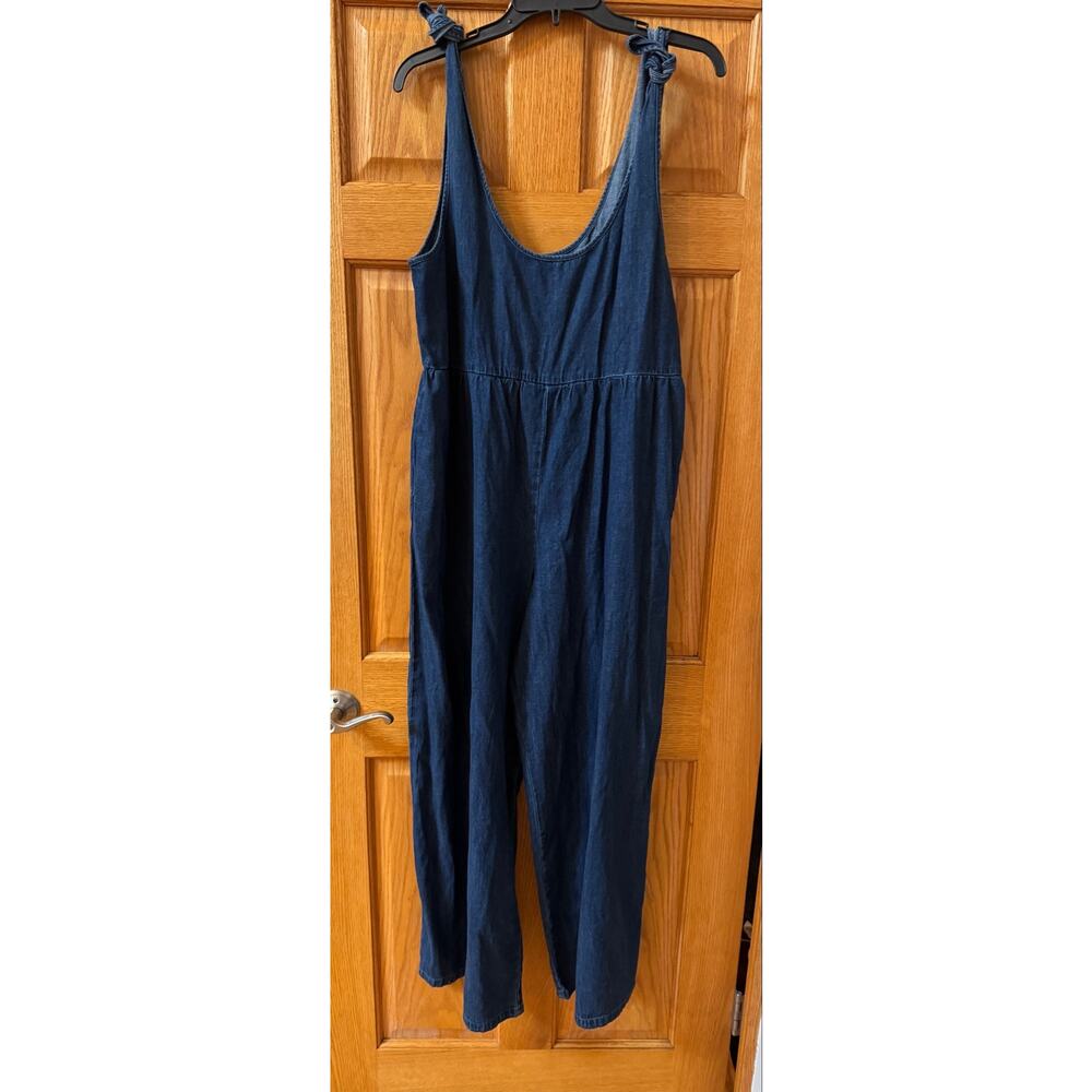 Petal & Pup Ayla Chambray Jumpsuit - Women's Large - Picture 2 of 4